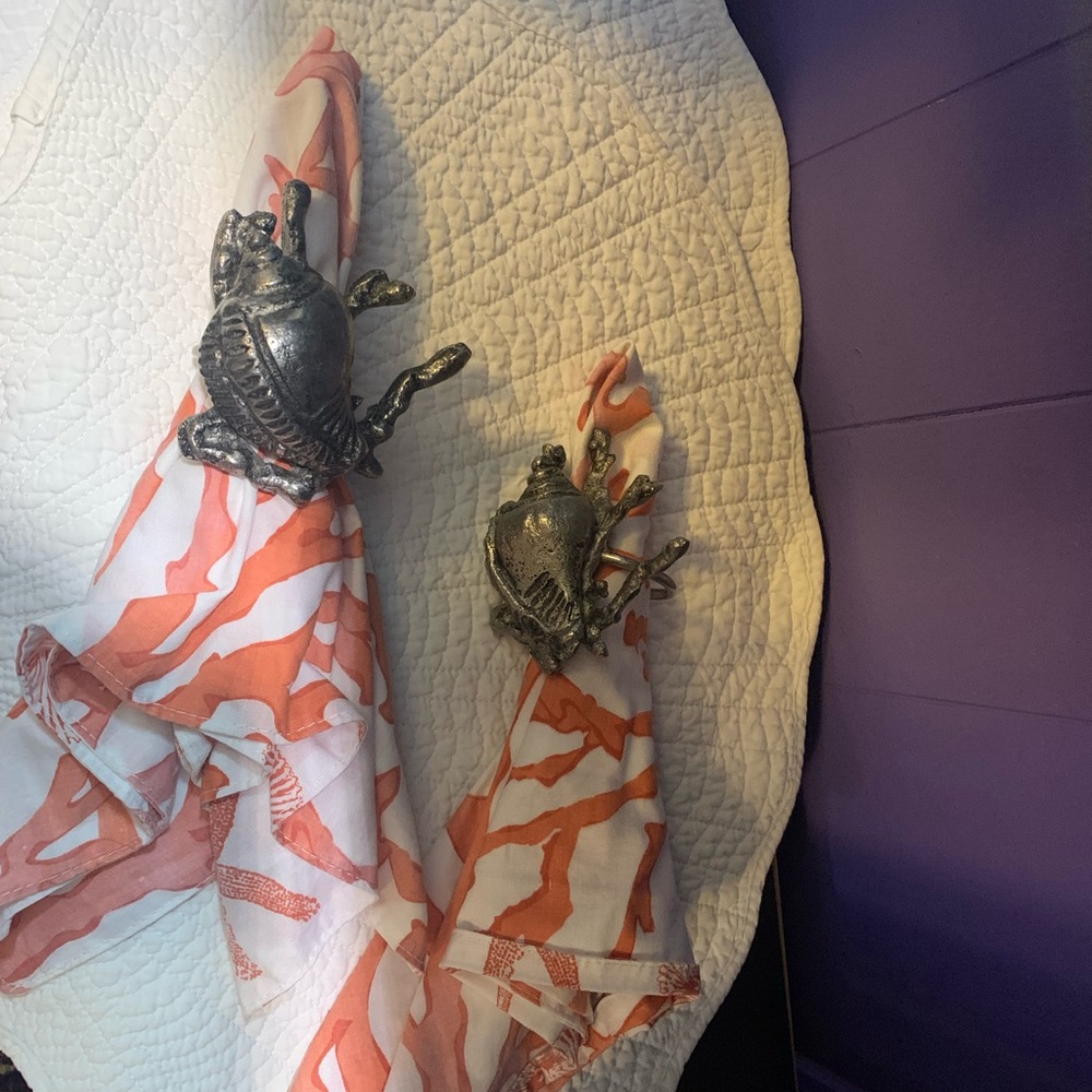 conch shell napkin holders & reversible coral/shell …